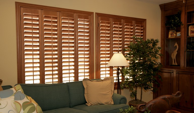 How To Clean Wood Shutters In Destin, Florida
